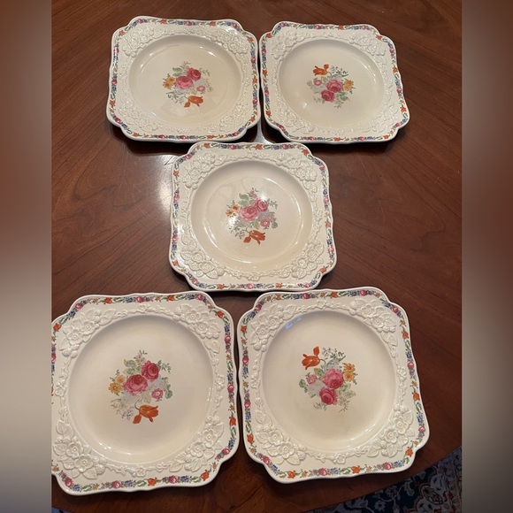 +5 Crown Ducal Gainsborough, England Floral Ctr & Band 1920s square lunch plates - Picture 3 of 8